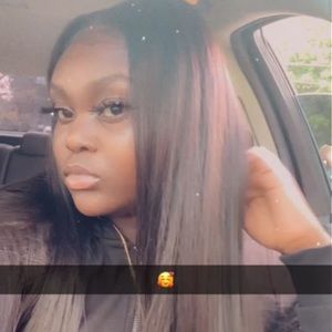 Meet your Posher, Antoinesha